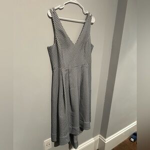 NWT Catherine Maladrino size 12 dress. Hi lo. Pockets.